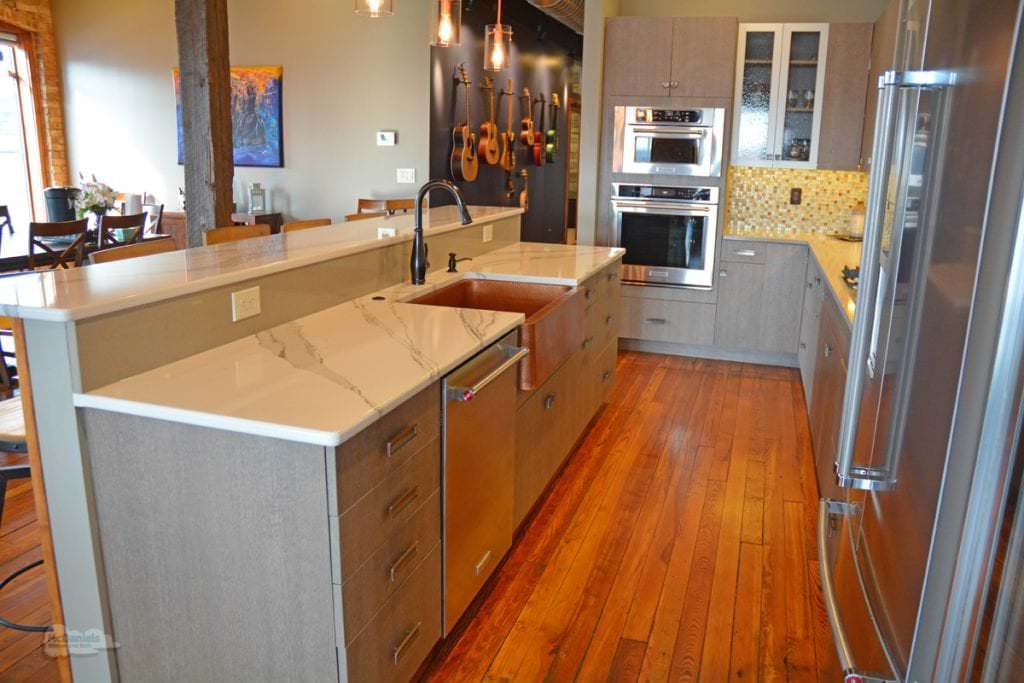 Kitchen design with hardwood floor