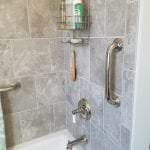 shower and bathtub combination