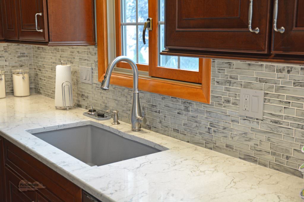 What S The Best Kitchen Counter Top, Is Quartz Or Granite Best For Kitchen Countertops