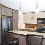 kitchen design with two-toned laminate countertop