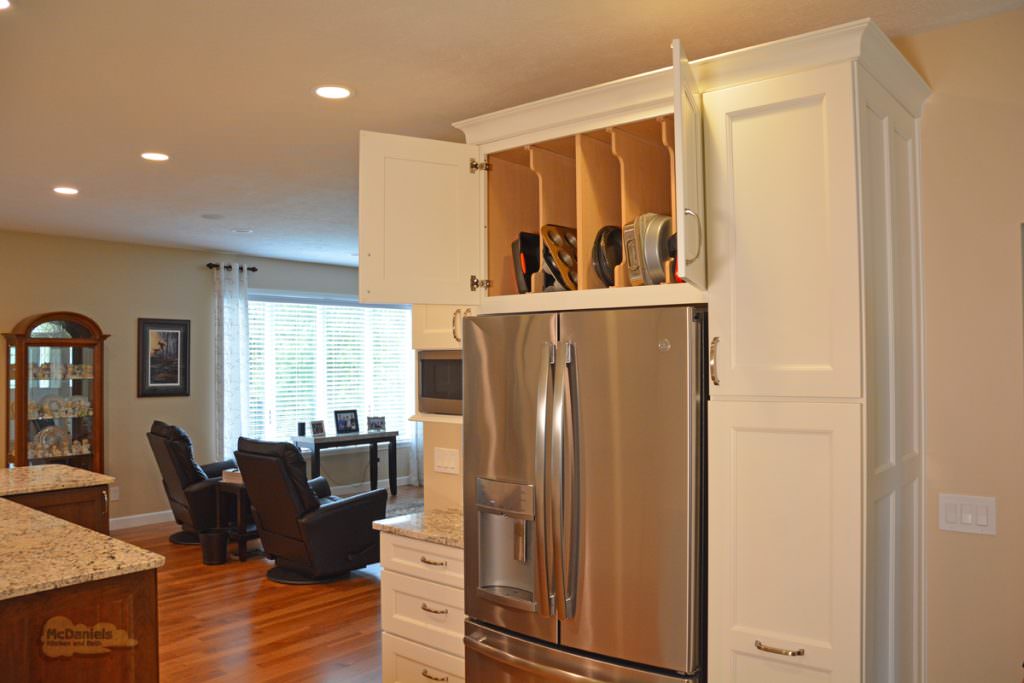 kitchen cabinet with tray divider